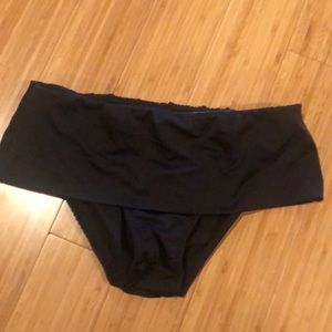 Venus black swim bottom